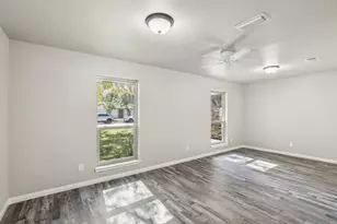 602 San Pedro St, Grand Prairie, TX 75051 - Photo 14