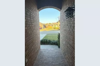 1719 Cross Creek Lane, Cleburne, TX 76033 - Photo 2