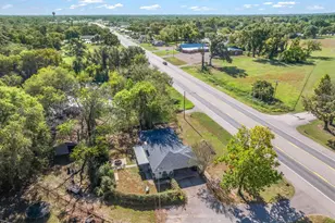 726 W Lennon Dr, Emory, TX 75440 - Photo 2