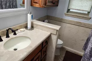 3707 Lake Vista Ct, Granbury, TX 76049 - Photo 10