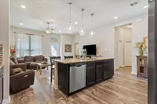 2909 Samson Dr, Waco, TX 76655 - Photo 8