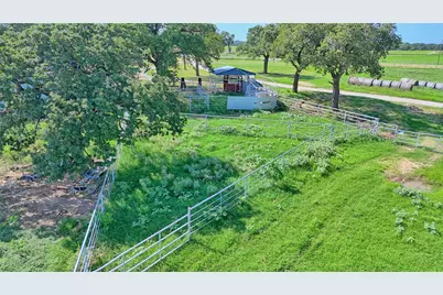 8752 Fm 1749, Sunset, TX 76270 - Photo 14