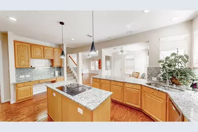 2700 Lake Crest Drive, Flower Mound, TX 75022 - Photo 14