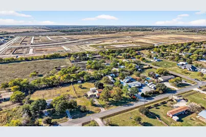 18008 Cindys Lane, Justin, TX 76247 - Photo 2