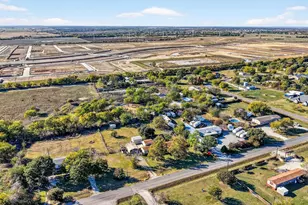 18008 Cindy's Ln, Justin, TX 76247 - Photo 2