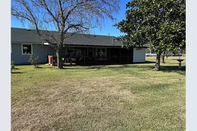 9885 Silver Creek Drive, Scurry, TX 75158 - Photo 14