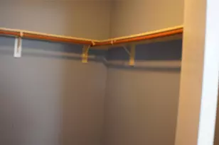 909 Bee Creek Ln, Fort Worth, TX 76120 - Photo 14