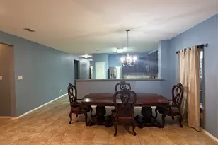 909 Bee Creek Ln, Fort Worth, TX 76120 - Photo 10