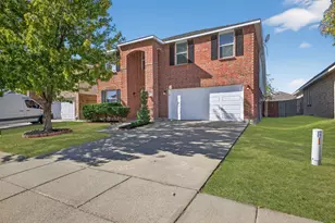 7521 Almondale Dr, Fort Worth, TX 76131 - Photo 1