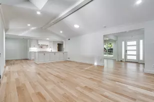 4426 Laren Ln, Dallas, TX 75244 - Photo 16