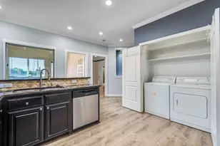 2300 Janna Way, Carrollton, TX 75006 - Photo 22