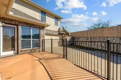 2300 Janna Way, Carrollton, TX 75006 - Photo 40