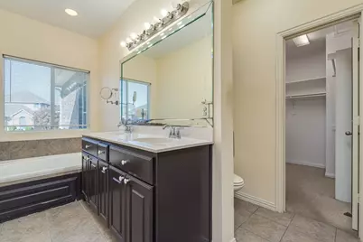 2300 Janna Way, Carrollton, TX 75006 - Photo 30