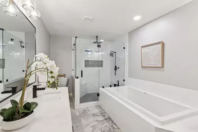 9942 Edgecove Drive, Dallas, TX 75238 - Photo 18