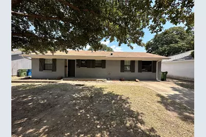 220 S Shore Place, Lewisville, TX 75067 - Photo 2