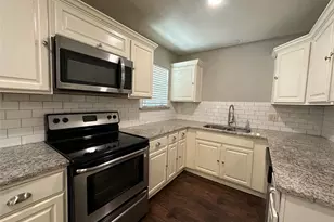 220 S Shore Pl, Lewisville, TX 75067 - Photo 14
