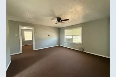 2240 Riverview Drive #A, Irving, TX 75060 - Photo 2