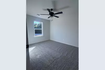 1013 Bradshaw Court, Springtown, TX 76082 - Photo 6