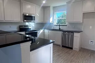 1013 Bradshaw Ct, Springtown, TX 76082 - Photo 4