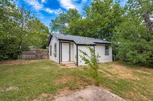 3712 Knox St, Fort Worth, TX 76119 - Photo 2