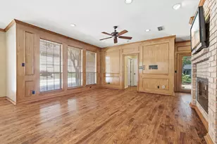 2272 Hollyhill Ln, Denton, TX 76205 - Photo 10
