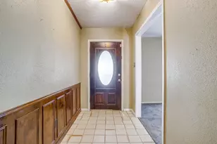 2844 Hurstview Dr, Hurst, TX 76054 - Photo 8