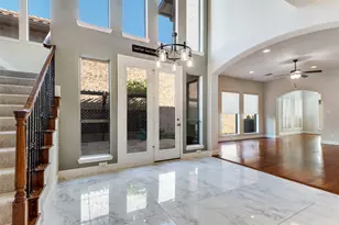 818 La Cima, Irving, TX 75039 - Photo 12