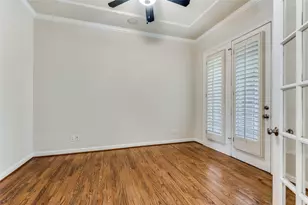 818 La Cima, Irving, TX 75039 - Photo 4