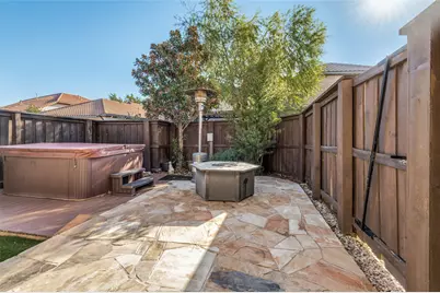 818 La Cima, Irving, TX 75039 - Photo 30