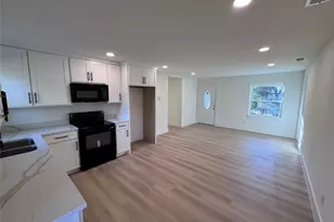 402 Tiawah Dr, Dallas, TX 75217 - Photo 4