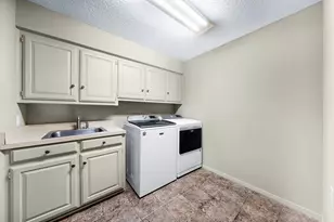 9317 Moss Trail, Dallas, TX 75231 - Photo 30