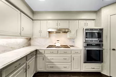 9317 Moss Trail, Dallas, TX 75231 - Photo 12