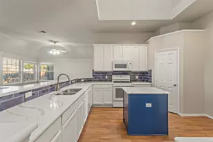 10118 Cecile Dr, Frisco, TX 75035 - Photo 12