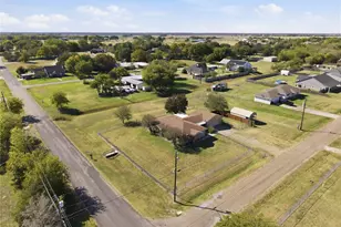 606 Western Dr, Woodway, TX 76712 - Photo 38