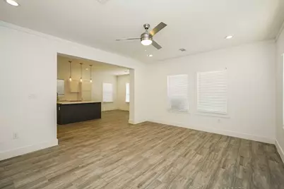 2003 E Overton Road, Dallas, TX 75216 - Photo 4