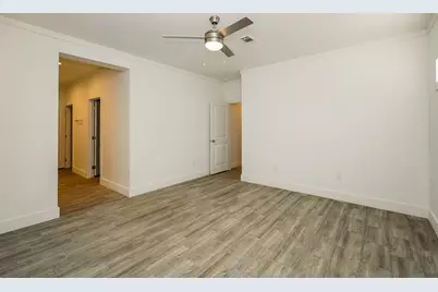 2003 E Overton Road, Dallas, TX 75216 - Photo 10