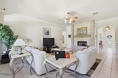 8110 Ravenswood Road, Granbury, TX 76049 - Photo 2