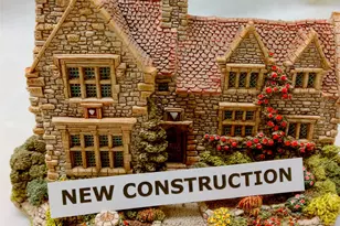 106 E Southbrook Dr, Glenn Heights, TX 75154 - Photo 2