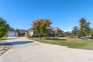 109 Post Oak Dr, Krugerville, TX 76227 - Photo 1