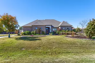 109 Post Oak Dr, Krugerville, TX 76227 - Photo 2