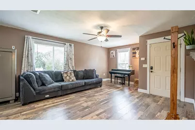 8147 Fawn Circle, Granbury, TX 76049 - Photo 4