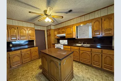 1308 W 12th Street, Cisco, TX 76437 - Photo 12
