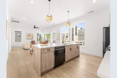 2019 N Prairie Avenue #202, Dallas, TX 75204 - Photo 6