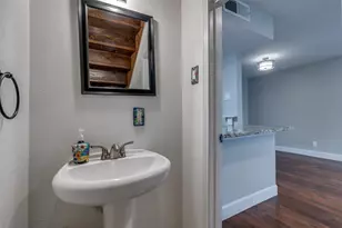 8750 Park Ln, Dallas, TX 75231 - Photo 6