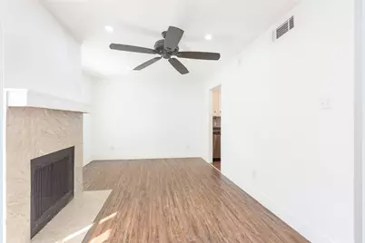 4624 San Jacinto Street #B, Dallas, TX 75204 - Photo 12