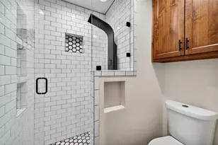 616 E Bells Blvd, Bells, TX 75414 - Photo 22