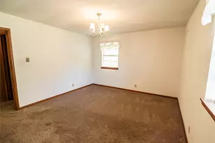 205 Bonham St, Nocona, TX 76255 - Photo 6