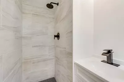 310 Old Mill Lane, Dallas, TX 75107 - Photo 20