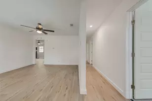 310 Old Mill Ln, Dallas, TX 75107 - Photo 4