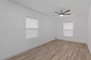1024 Greenlee St, Denton, TX 76201 - Photo 16
